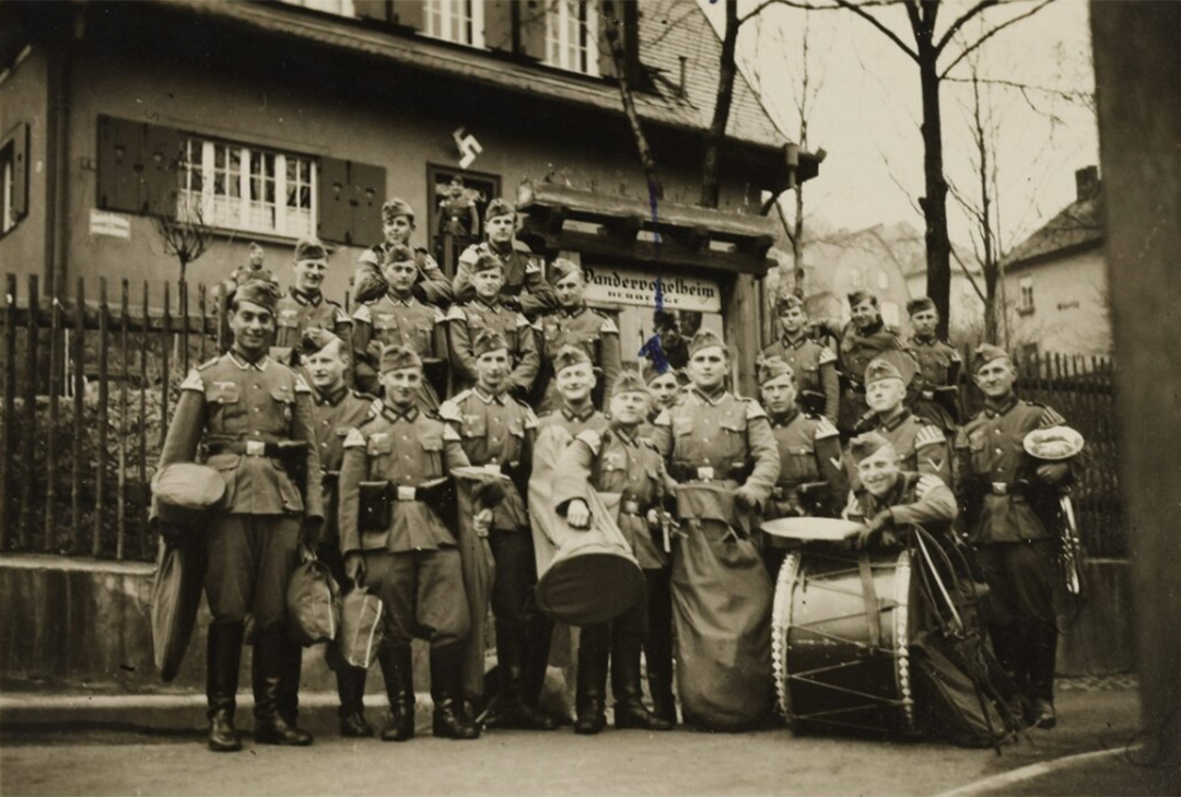 Musikgruppe vor Herrberge